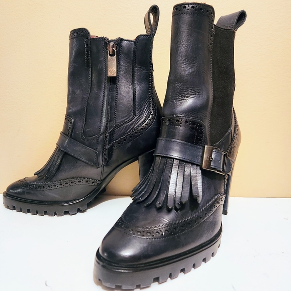 Franco Cuadra Shoes - FRANCO CUADRA BROGUE MIDNIGHT BLUE LEATHER BOOTS